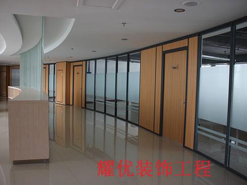 单层玻璃隔断