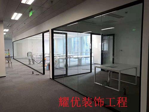 单层玻璃隔断