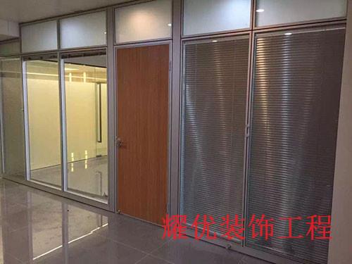 双层玻璃隔断