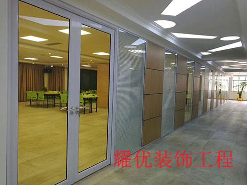 双层玻璃隔断