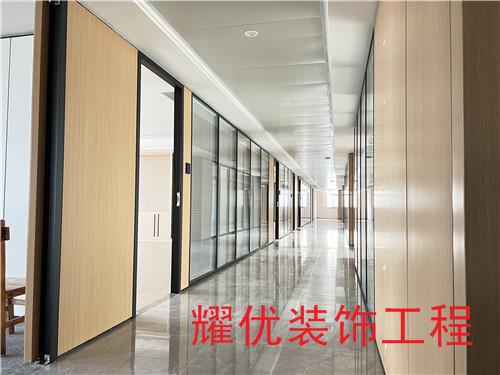 双层玻璃隔断
