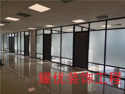 单层玻璃隔断