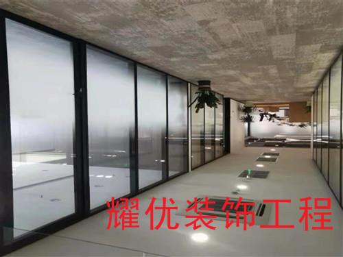 单层玻璃隔断