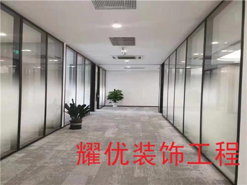 单层玻璃隔断