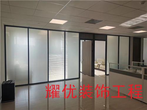 单层玻璃隔断